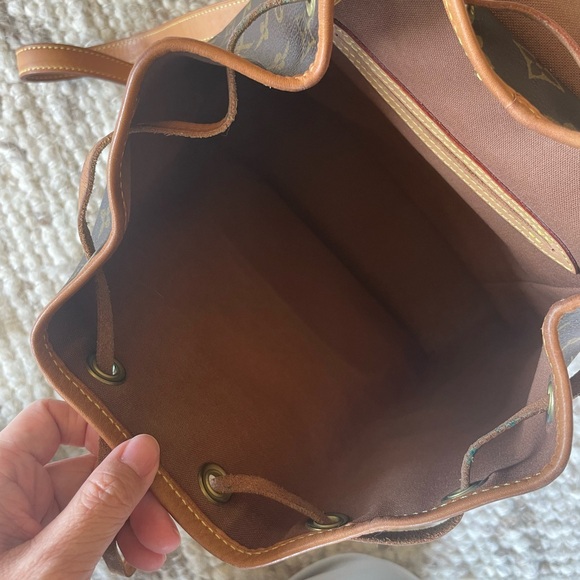 Louis Vuitton Monogram Montsouris MM backpack - Picture 10 of 14